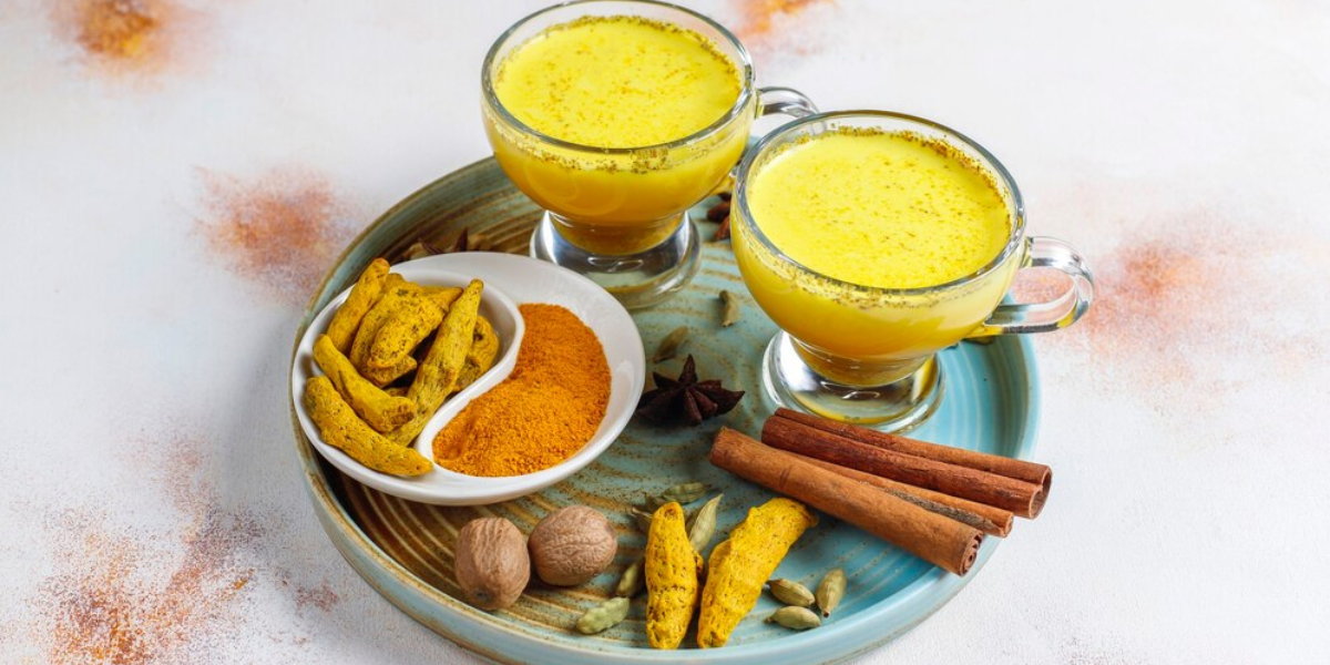 طريقة عمل مشروب الكركم والعسل